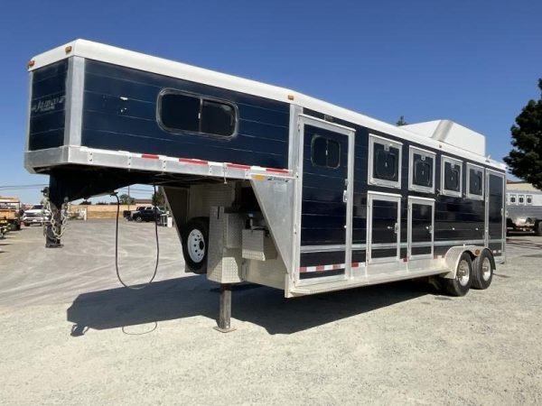 2005 Jamco 4 Horse Gooseneck Trailer