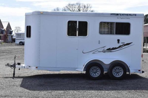 341884751_543491311267051_19074021751832972_n.jpg 2005 Featherlite 2HST 2 Horse Trailer