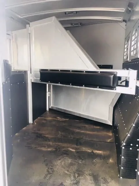 2018 Platinum Coach 3 Horse Bumper Pull