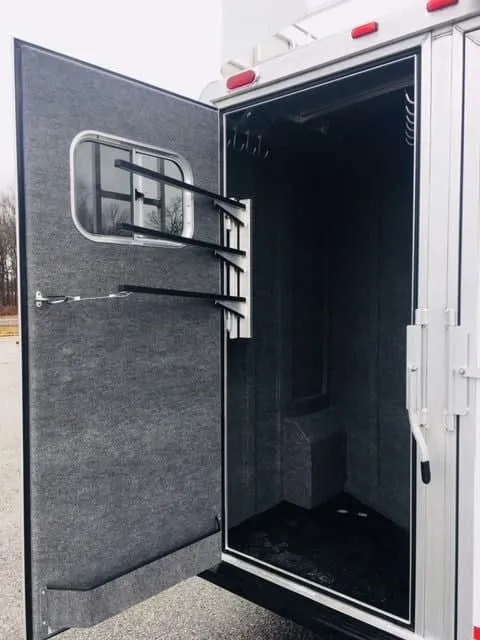 2018 Platinum Coach 3 Horse Bumper Pull