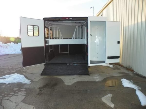 436197596_122143123742180202_6050717368771120609_n-768x576-1.jpg 2022 Double D Reverse Slant 2 Horse Bumper Pull