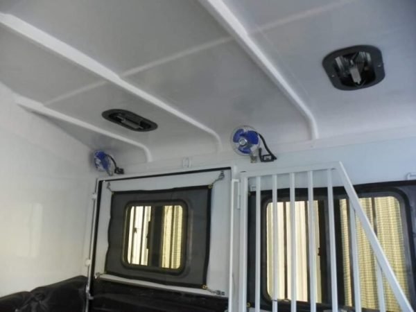 439268322_122143127468180202_6941850507545894876_n-768x576-1.jpg 2022 Double D Reverse Slant 2 Horse Bumper Pull