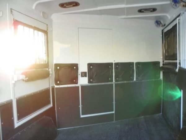 440416022_122143127456180202_2713689903069917235_n-768x576-1.jpg 2022 Double D Reverse Slant 2 Horse Bumper Pull