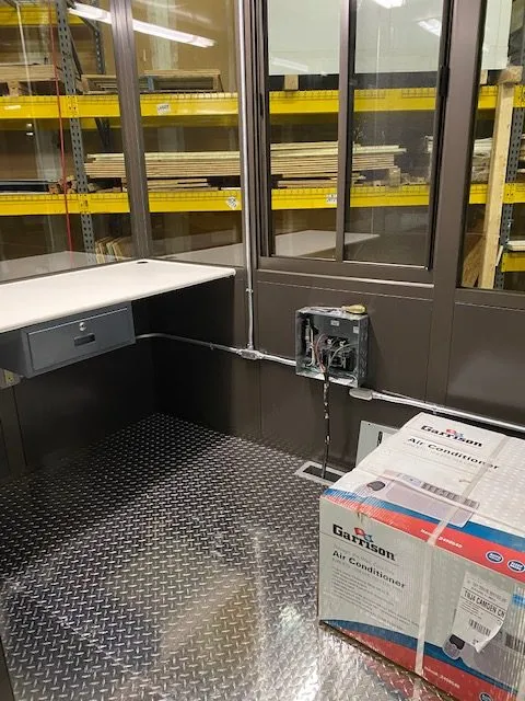 6x8-Stocker-counter-rotated-3.webp Guard Booth 6 8