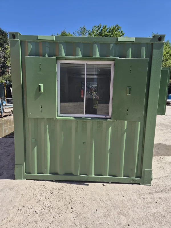 20 x 8 AV Open plan office green