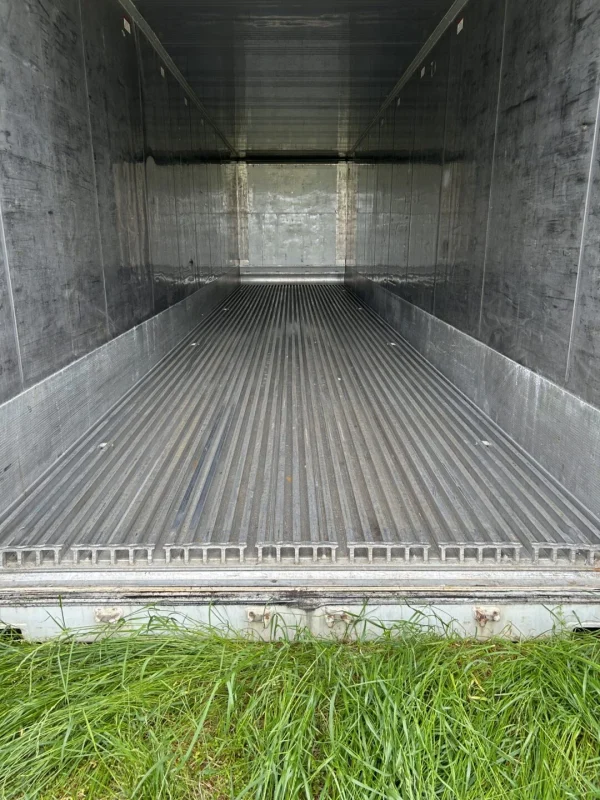 s-l1600-16-1 2009 40Ft High Cube Refrigerated Storage Container – CCR18757