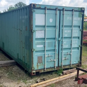 Watertight 40ft Shipping Container – Extra Space for Storage.